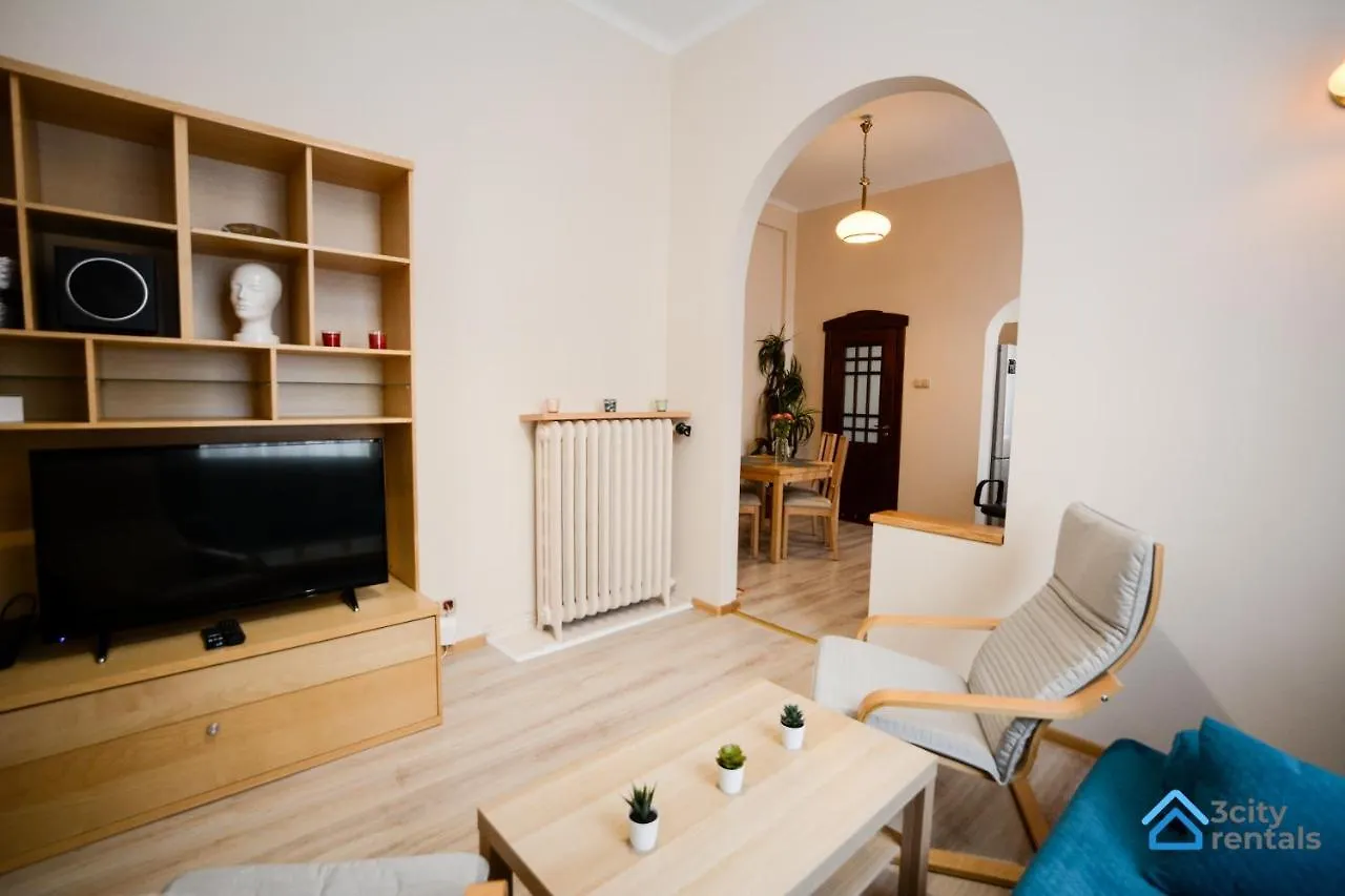 Tradycyjny Apartament 3City W Sopocie Blisko Plazy By Noclegi Renters Sopot Poland